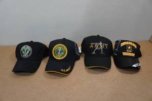 lot 291 image: 4 United States Army Hats