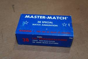 lot 318 image: 50 Master Match .38 Spl 158 Gr SWC Ammo