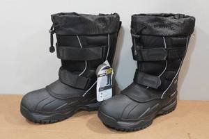 lot 13 image: Baffin Mens Eiger Boots - Size 10