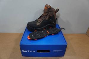 lot 18 image: Korkers Mens Buckskin Wading Boots - Size 8