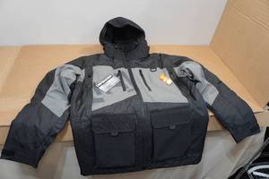 lot 28 image: Clam Icearmor Defender Jacket - Medium