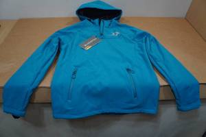 lot 39 image: Blackfish Womens Squall Pull-Over Jacket - Small