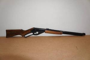lot 62 image: Daisy Red Ryder BB Gun Model 1938B