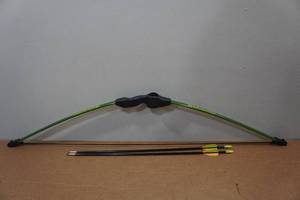 lot 65 image: Wolverine Bow and Arrows
