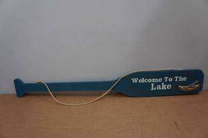 lot 68 image: Wooden Wall Art Welcome to the Lake