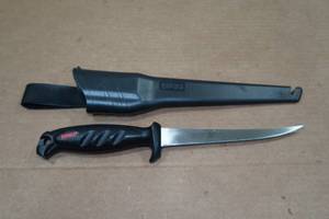 lot 76 image: Rapala Non-Slip Floating Fillet Knife