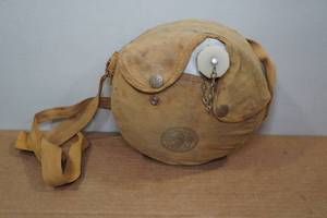 lot 137 image: Vintage Boy Scouts of America Canteen