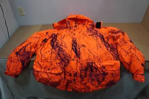 lot 144 image: Mountn Prairie Blaze Orange Hunting Jacket - 3XL