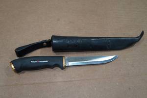 lot 182 image: Normark Stainless Steel Hunting Knife