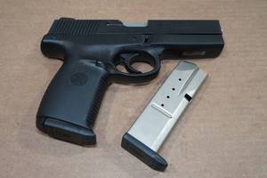 lot 1M image: Smith & Wesson SW40F .40 S&W Semi-Auto Pistol - 2 Magazines