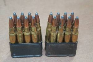 lot 389 image: 16 .30-06 PSP Rounds in Clips