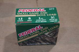 lot 480 image: 20 Federal Small Game and Dove 12 Gauge 2-34 8 Shot Shotshells