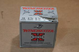lot 483 image: 25 Winchester Super-X 16 Gauge 2-34 6 Shot Shotshells