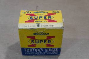 lot 493 image: 25 Western Super-X 12 Gauge 2-34 Chilled 6 Shot Shotshells