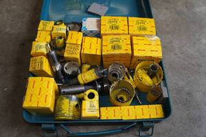 lot 6 image: Starrett Hole Saws