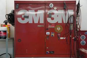lot 25 image: 3M Cabinet with Contents - Automotive Body Work Supplies