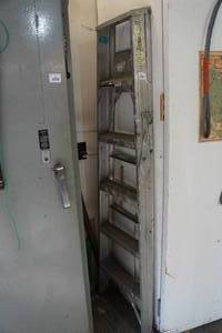 lot 39 image: Werner 6 Aluminum Step Ladder