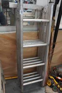 lot 42 image: Aluminum Articulating Ladder