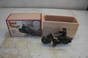 lot 115 image: Harley Davidson Cast Iron Motorcycle