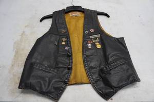 lot 124 image: Vintage Black Leather Vest with Pins - Size 42