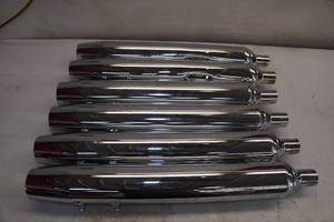 lot 135 image: OEM Harley Mufflers