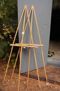 lot 175 image: 2 Easels
