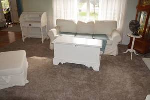 lot 216 image: Living Room Furniture - Couch, Lounge Chairs, Tables, Desk, Dcor