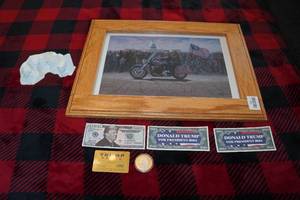 lot 224 image: Donald Trump Collectibles - Medal, Rushmore, Motorcycle Picture
