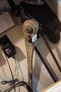 lot 182 image: Chain Hoist
