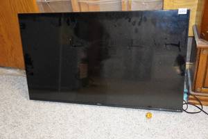 lot 244 image: Hisense 50 TV