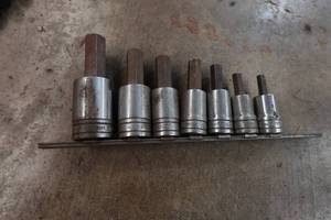 lot 21D image: Snap-On Tools 12 Drive Hex Key Drivers