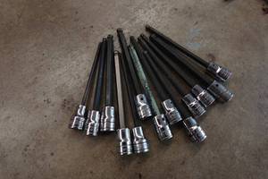 lot 21Q image: Snap-On Tools 38 Drive SAE Ball End Hex Key Drivers
