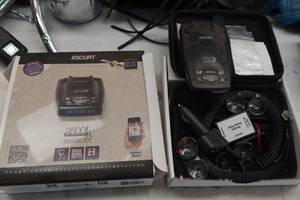 lot 79 image: Escort Passport 9500ix Radar Detector