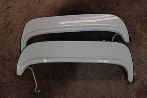 lot 146 image: 1955-56 Ford Fender Skirts