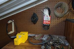 lot 482 image: Starrett Hole Saws, U-Joints
