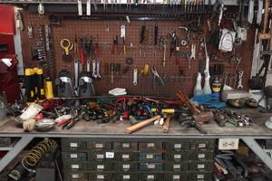 lot 239 image: Assorted Tools - Pliers, Sockets, Drivers, Flashlights, Hammers, Wrenches