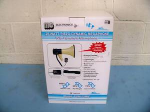 lot 38 image: MG Electronics Dynamic Power 25-Watt Megaphone with Built-in Siren and Hand Held Microphone - NEW IN BOX