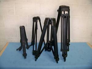 lot 130 image: Vinten Tripod, Spreader and other Tripods - for PARTS  REPAIR