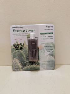 lot 27 image: HUXLEY CONDITIONING ESSENCE TONER