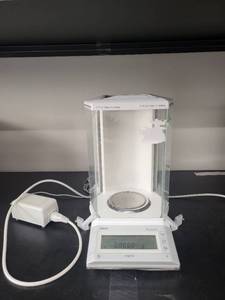 lot 16L image: Mettler Toledo AG245 Analytical Balance Laboratory Scale with Power Supply