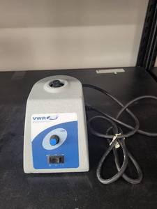 lot 34L image: VWR Analog Vortex Mixer Model VM-3000 Laboratory Equipment