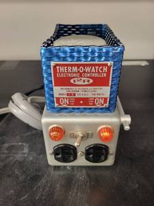 lot 52L image: Therm-O-Watch Model L-6 Electronic Controller 12R 115V 750W
