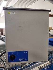lot 100L image: Fisher Scientific FS140 Heated Laboratory Water Bath with Accessories