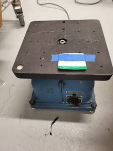 lot 104L image: Ideal Aerosmith 1431B Oscillating Table 0-15 Degrees with Reversing Control