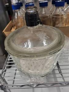 lot 108L image: PYREX Glass Vacuum Desiccator with Porcelain Plate