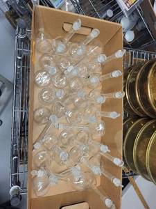 lot 140L image: Lot of 22 Glass 100mL Volumetric Flasks with Stoppers Assorted Brands