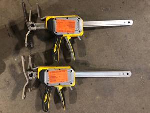 lot 3 image: Lot of DEWALT Toughseries Construction Jack Set (1-Piece)  Customer Returns See Pictures