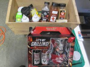 lot 386 image: Vintage Wood crate with New Grillin...