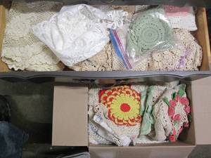 lot 419 image: Drawer and box exploding with a col...