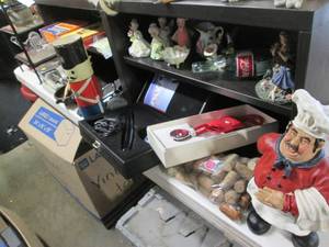 lot 446 image: Vintage Pitney Bowes Scale, Harley ...